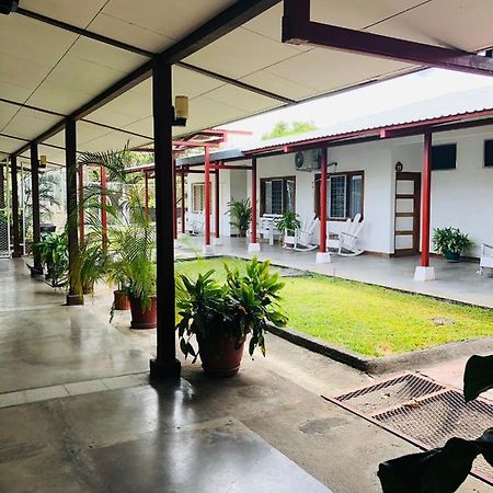 Hotel Del Aserradero Liberia Exteriör bild