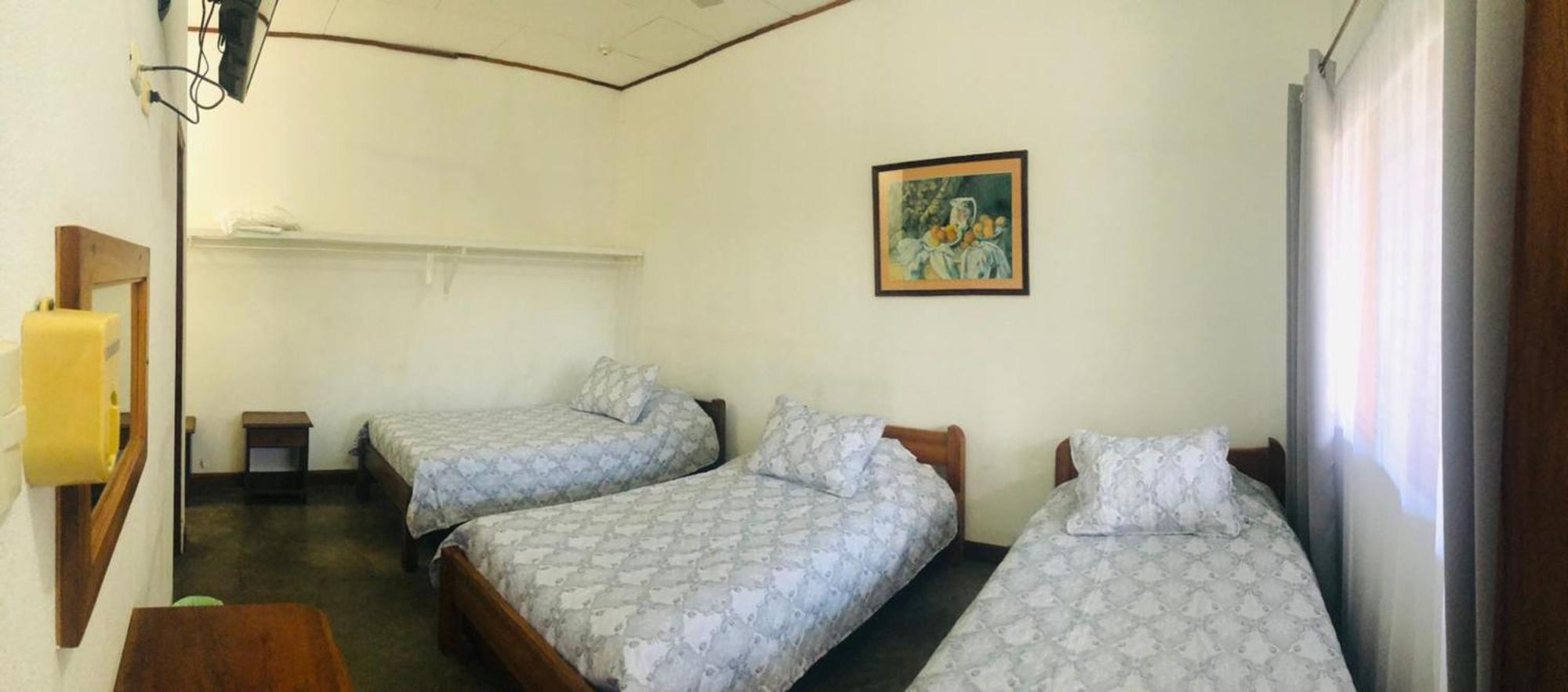 Hotel Del Aserradero Liberia Exteriör bild